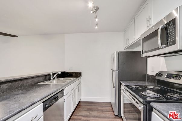 Interior, Kitchen, Stainless Steel Appliances, Wood Texture Flooring