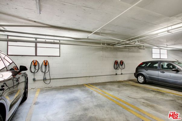 Garage, Interior, Stone Walls