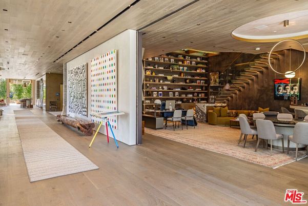 Dining room, Interior, Living room, Pendant Lights, Recessed Lighting, Wooden Ceilings, Wood Texture Flooring