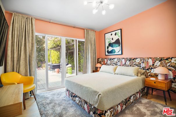 Bedroom, Interior, Pendant Lights, Wood Texture Flooring