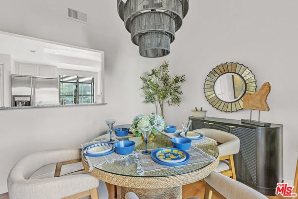 Dining room, Interior, Kitchen, Stainless Steel Appliances