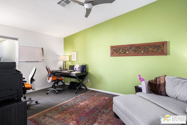 Home Office, Interior