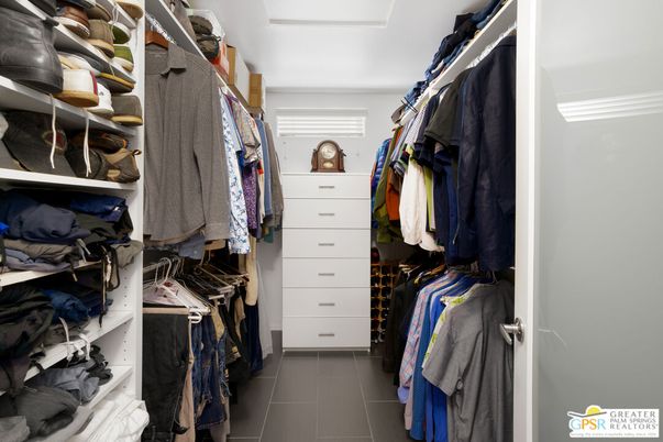 Interior, Walk-in Closets