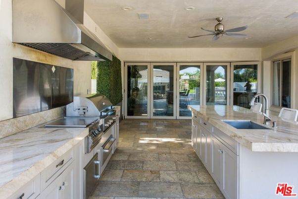 Exterior, Recessed Lighting