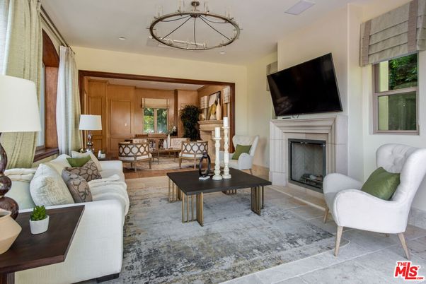 Fireplace, Interior, Living room, Recessed Lighting