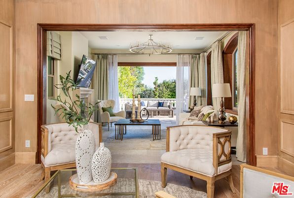 Chandelier, Interior, Living room, Wood Texture Flooring