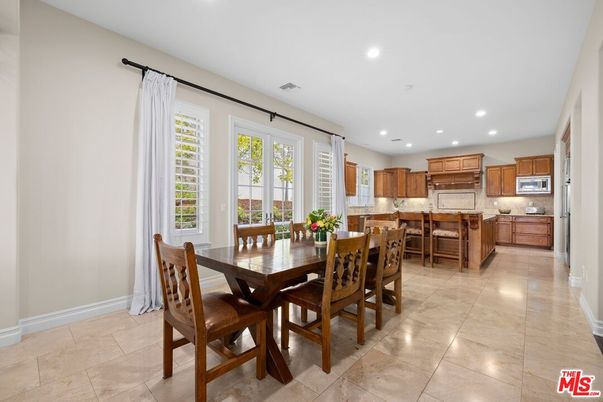 Dining room, Interior, Kitchen, Recessed Lighting