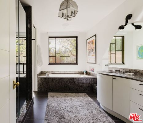 Bathroom, Dual Sink Vanities, Interior, Pendant Lights