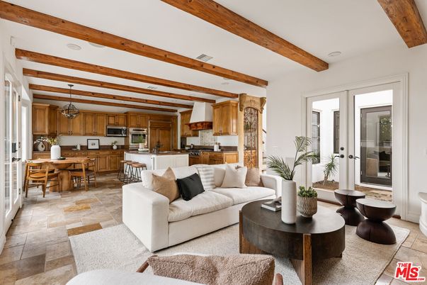 Dining room, Interior, Kitchen, Living room, Stainless Steel Appliances, Wooden Beams