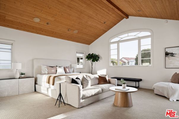 Bedroom, Interior, Wooden Beams, Wooden Ceilings