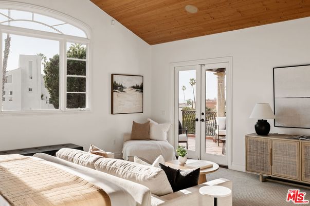 Bedroom, Interior, Wooden Ceilings