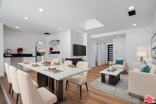 Dining room, Interior, Living room, Recessed Lighting, Wood Texture Flooring