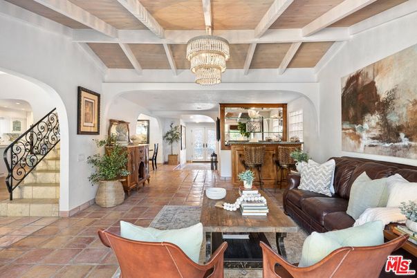 Chandelier, Interior, Living room, Wooden Beams, Wooden Ceilings