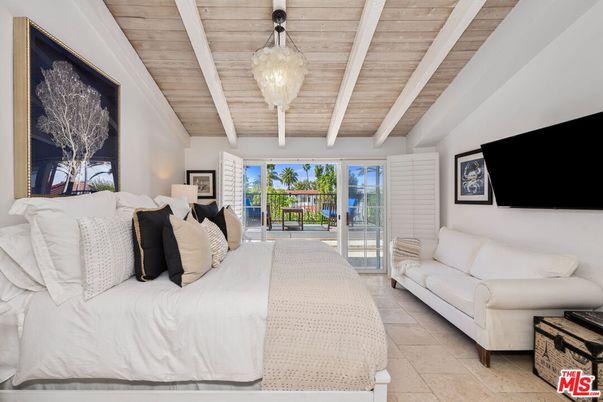 Bedroom, Chandelier, Interior, Wooden Ceilings