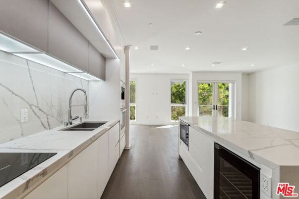 Interior, Kitchen, Marble Walls, Recessed Lighting, Wood Texture Flooring
