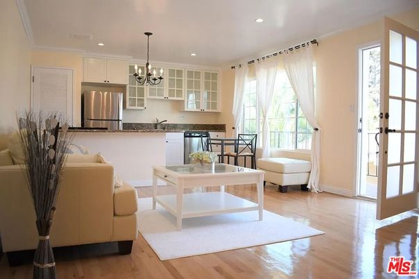 Chandelier, Interior, Kitchen, Recessed Lighting, Stainless Steel Appliances, Wood Texture Flooring