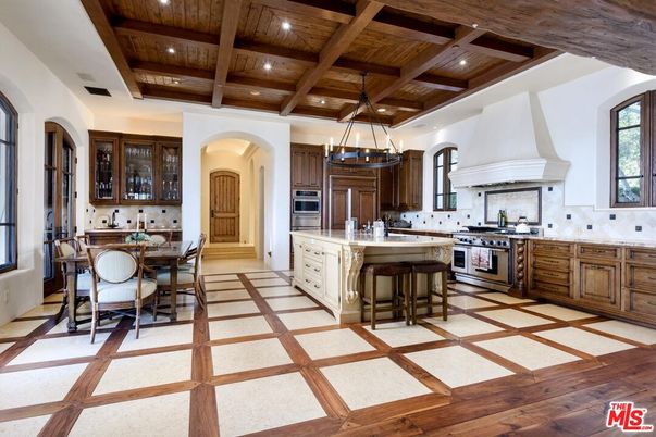 Chandelier, Dining room, Interior, Kitchen, Pendant Lights, Recessed Lighting, Stainless Steel Appliances, Wooden Beams, Wooden Ceilings