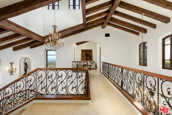 Chandelier, Interior, Wooden Beams