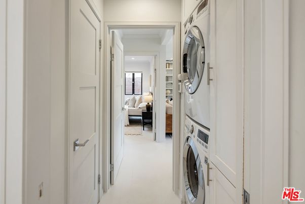Interior, Recessed Lighting, Utility Closets, Washer