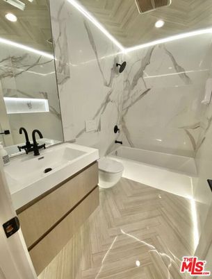 Bathroom, Interior, Marble Walls, Recessed Lighting, Wood Texture Flooring