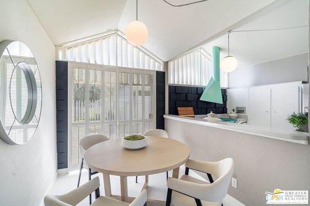 Dining room, Interior, Pendant Lights