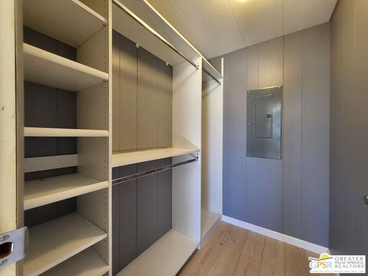 Interior, Walk-in Closets, Wood Texture Flooring