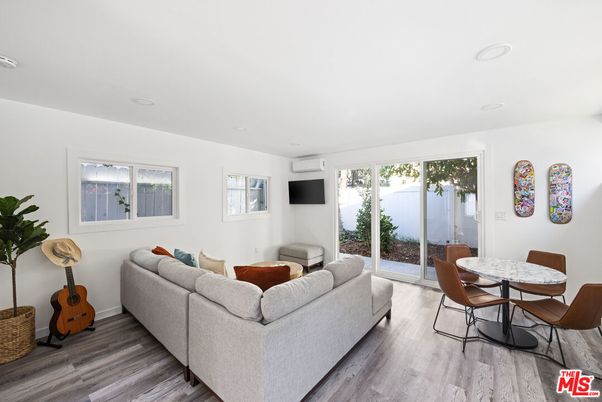 Dining room, Interior, Living room, Recessed Lighting, Wood Texture Flooring