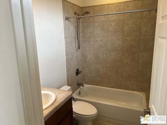 Bathroom, Interior, Tile Countertops