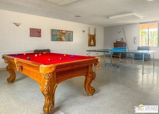 Billiard Table, Game Room, Interior