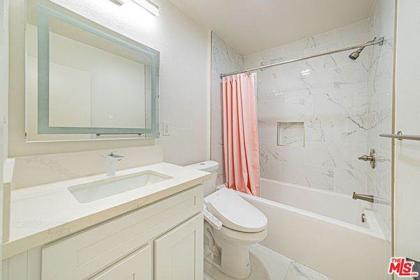 Bathroom, Interior, Marble, Marble Walls