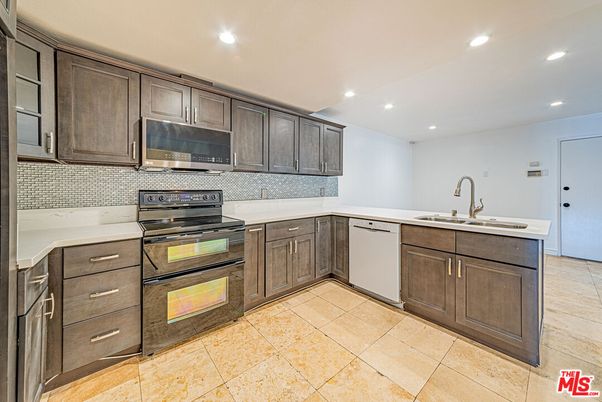 Interior, Kitchen, Recessed Lighting