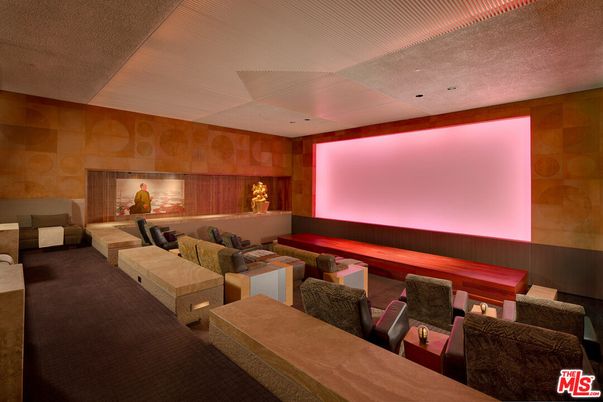 Interior, Projection Screen, Recessed Lighting, Theatre Room