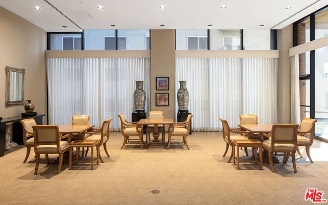 Dining room, Interior, Recessed Lighting