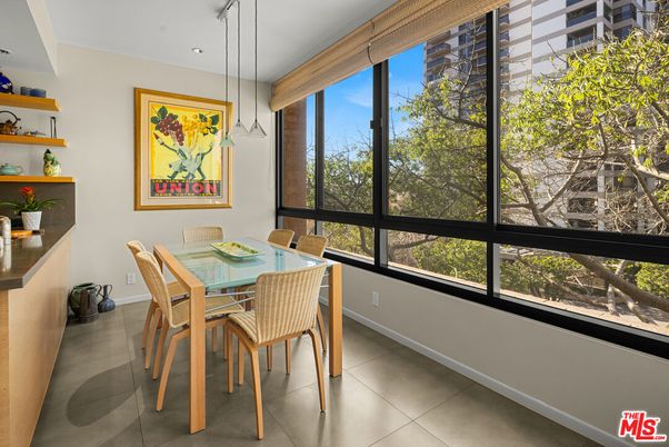 Dining room, Interior, Pendant Lights, Recessed Lighting