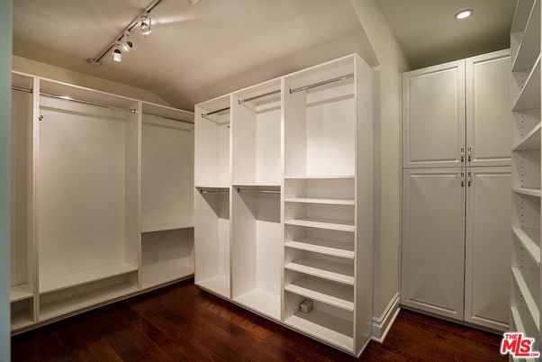 Interior, Recessed Lighting, Walk-in Closets, Wood Texture Flooring