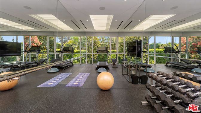 Fitness Equipment, Interior, Recessed Lighting