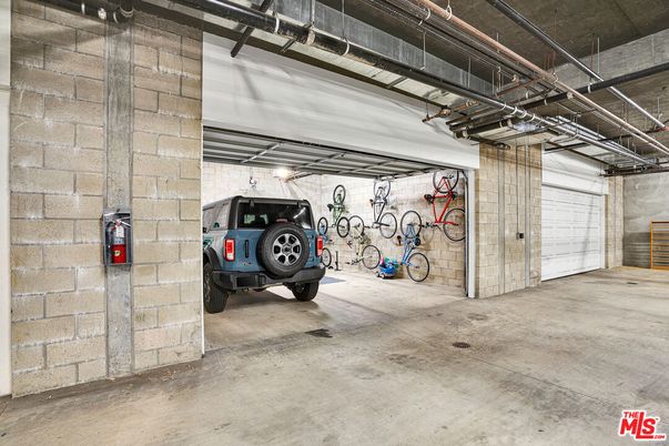 Garage, Interior, Stone Walls