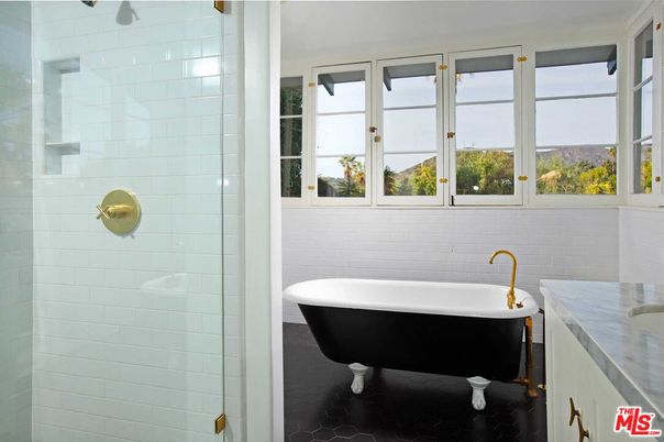 Bathroom, Free Standing Baths, Glass Shower, Interior