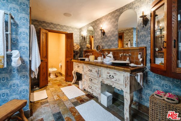 Bathroom, Dual Sink Vanities, Interior, Tile Countertops