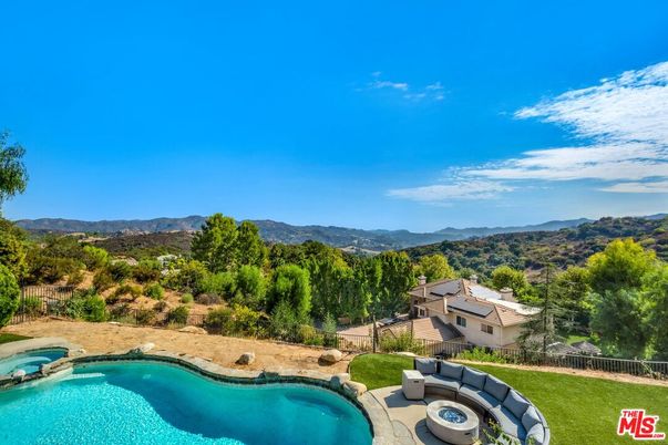 Exterior, Pool, Solar Panels