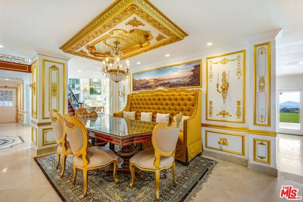 Chandelier, Dining room, Interior, Recessed Lighting