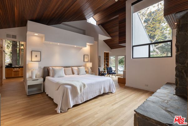 Bedroom, Interior, Recessed Lighting, Wooden Ceilings, Wood Texture Flooring