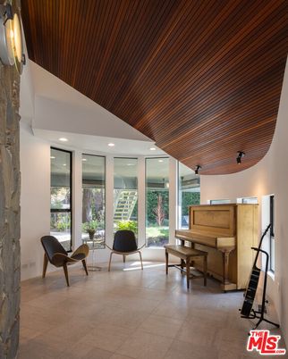 Interior, Piano, Recessed Lighting, Wooden Ceilings