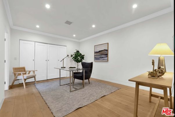 Home Office, Interior, Recessed Lighting, Wood Texture Flooring