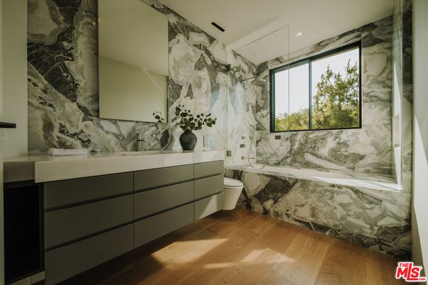 Bathroom, Interior, Marble Walls, Recessed Lighting, Wood Texture Flooring