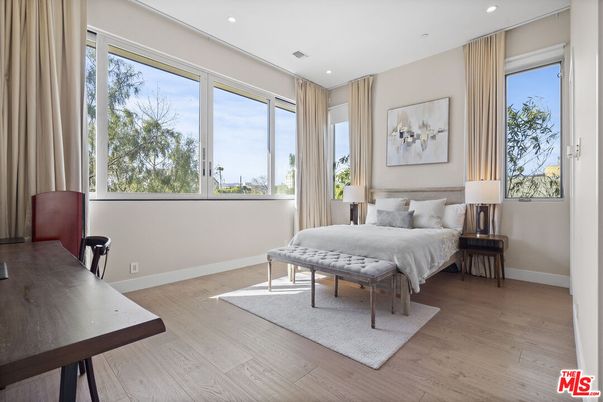Bedroom, Home Office, Interior, Recessed Lighting, Wood Texture Flooring