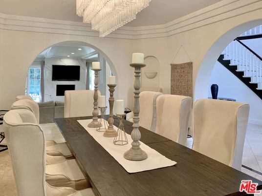 Chandelier, Dining room, Fireplace, Interior, Recessed Lighting