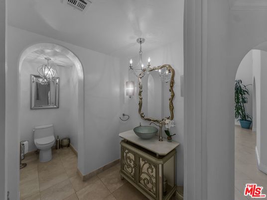 Bathroom, Chandelier, Interior, Pendant Lights