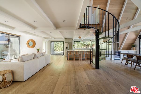 Dining room, Interior, Kitchen, Recessed Lighting, Wooden Ceilings, Wood Texture Flooring