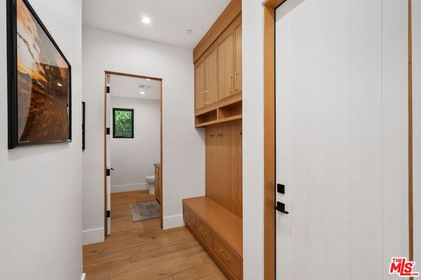 Bathroom, Interior, Recessed Lighting, Wood Texture Flooring